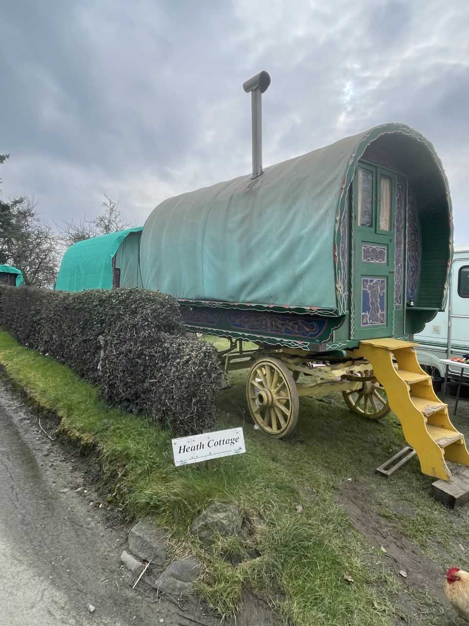 ledge wagon