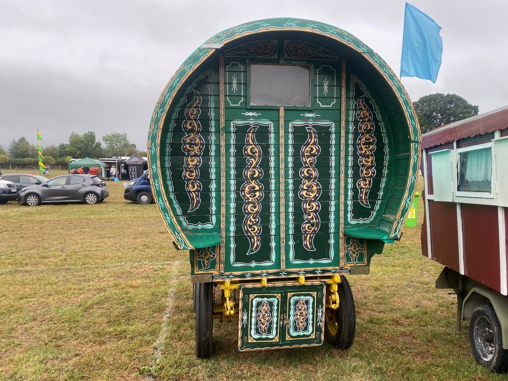 ledge wagon