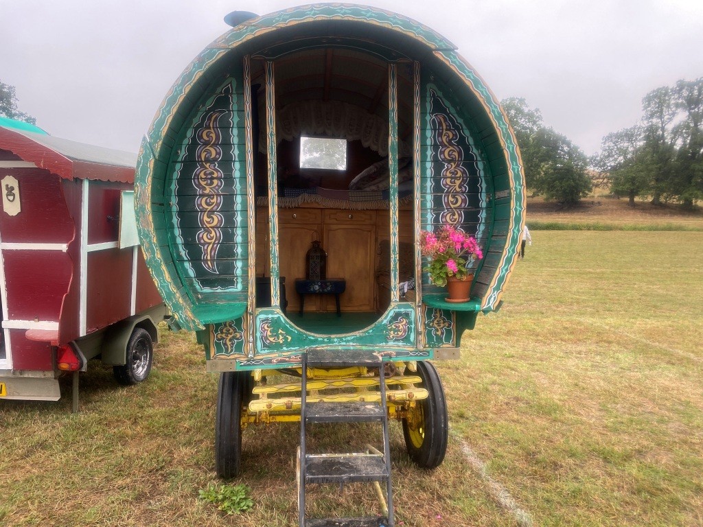 ledge wagon